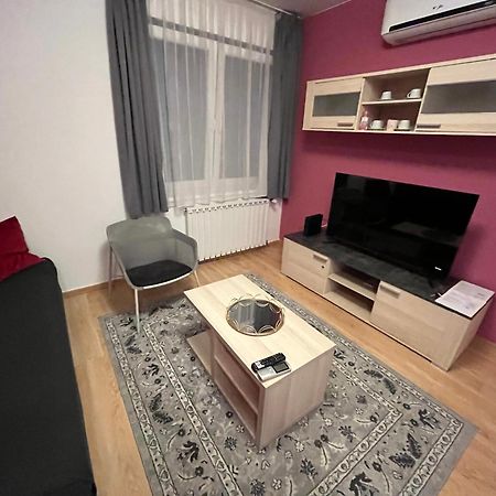Apartamento Corvin Pearl Deluxe Budapest Exterior foto