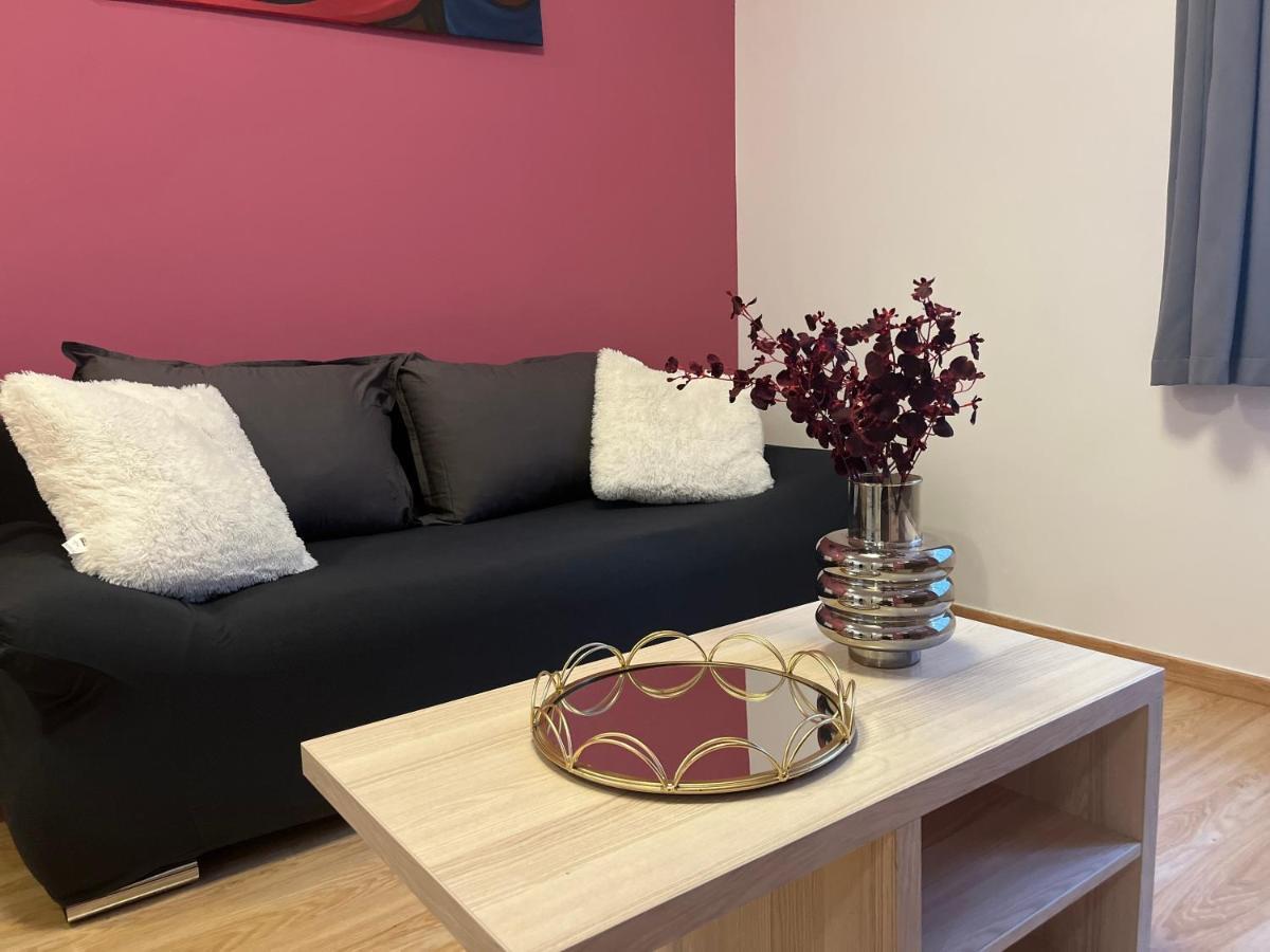 Apartamento Corvin Pearl Deluxe Budapest Exterior foto